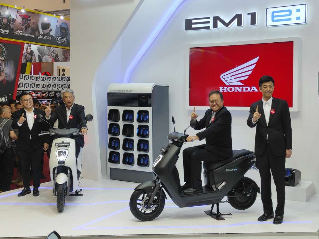 Sepeda Motor Listrik Honda EM1 e: Resmi Hadir Menyapa Konsumen Indonesia
