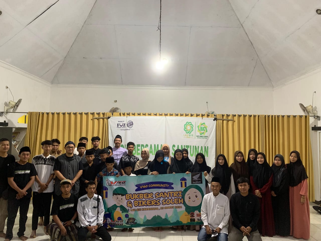 Komunitas Honda Vario 160 Gelar Buka Puasa Bersama Anak Yatim Piatu dan Hafiz Quran di Karawang