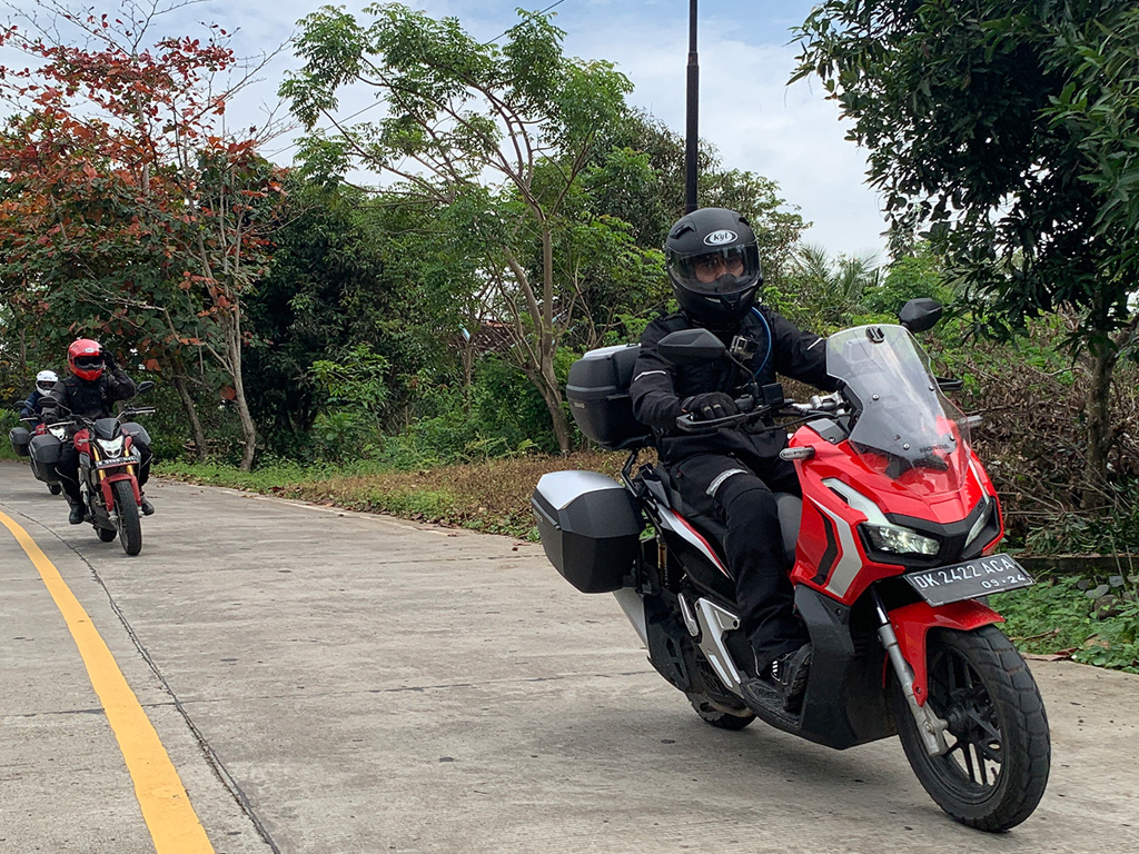 Bikers Honda Ekspedisi Nusantara Nikmati Keindahan Alam Jawa Barat